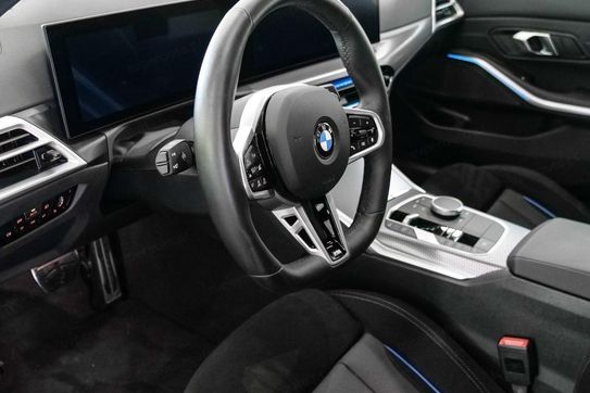 BMW Seria 3 320d xDrive M Sport