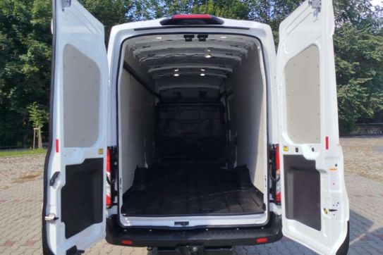 Ford Transit L4H3
