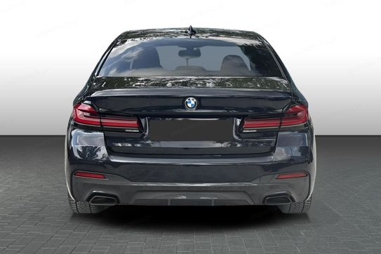 BMW Seria 5 520d xDrive M Sport