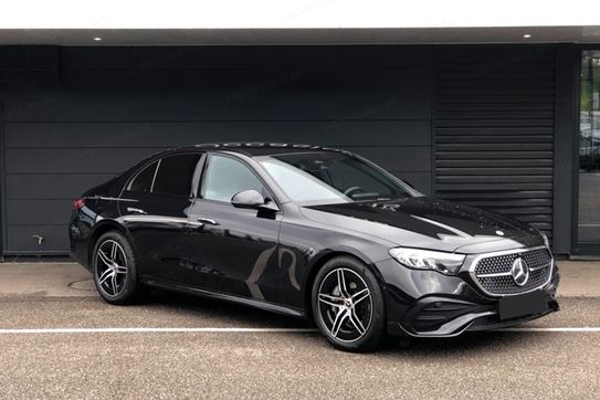 Mercedes Klasa E 220 d  4-Matic AMG