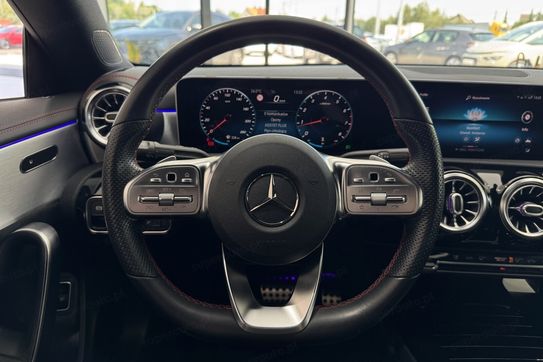 Mercedes CLA 200 AMG Line