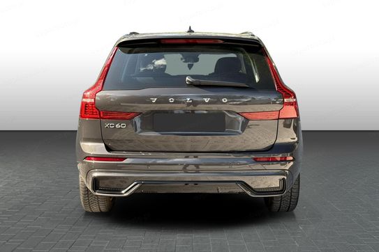 Volvo XC60 B4 B Plus Dark