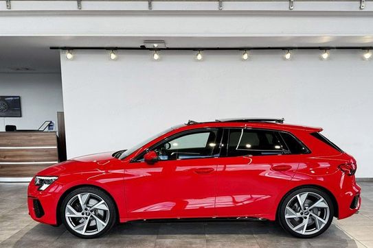 Audi A3 S3 TFSI quattro S tronic