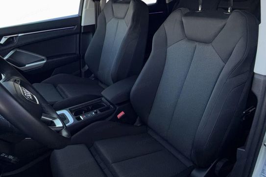 Audi Q3 35 TFSI mHEV S-Line S tronic