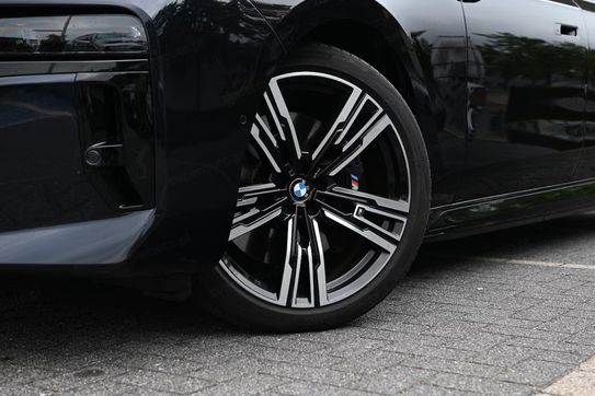BMW Seria 7 740d xDrive M Sport