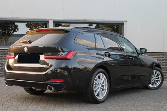 BMW Seria 3 Touring 320i
