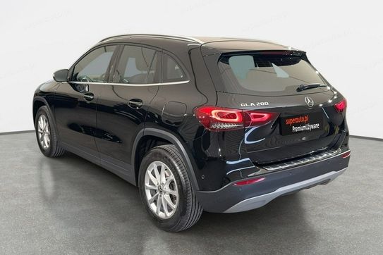 Mercedes GLA 200
