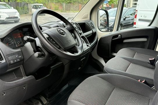 Opel Movano L4H2