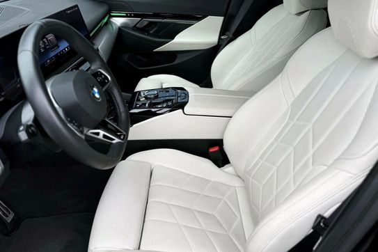 BMW Seria 5 520d xDrive M Sport