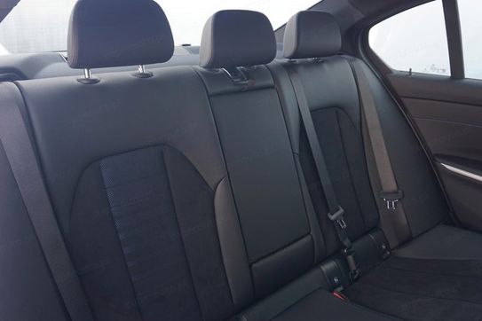 BMW Seria 3 330e M Sport