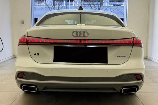 Audi A5 e-Hybrid quattro advanced