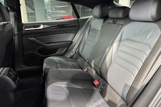 Volkswagen Arteon 2.0 TDI Elegance DSG