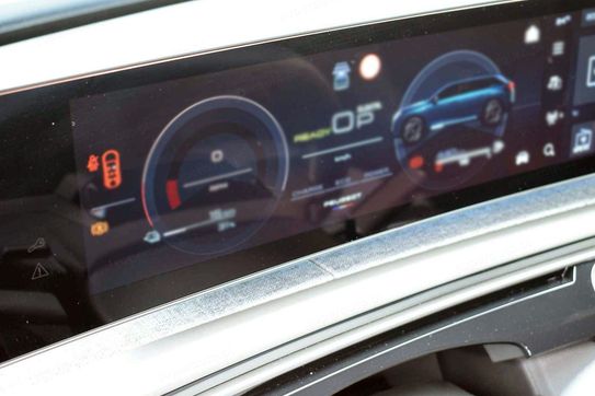 Peugeot 5008 GT 1.2 mHEV e-DCS6