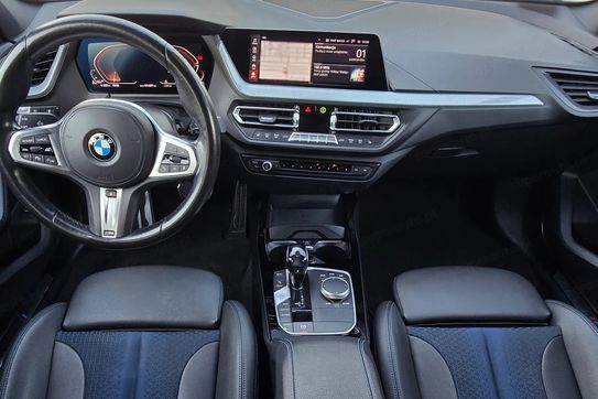 BMW Seria 1 120d xDrive M Sport aut