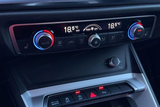 Audi Q3 35 TFSI mHEV S tronic