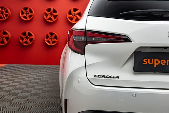 Toyota Corolla Style 1.8 Hybrid