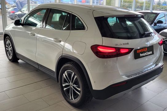 Mercedes GLA 200