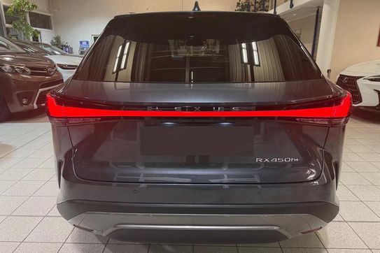 Lexus RX 450h+ Omotenashi 2.5 Hybrid Plug-in