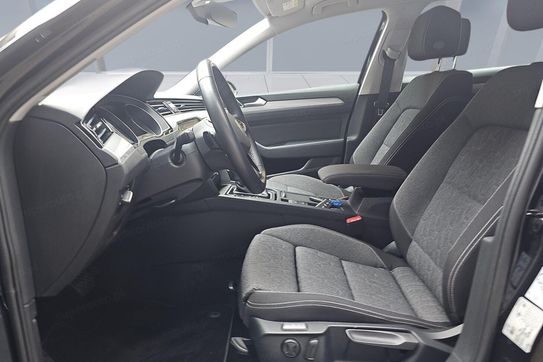 Volkswagen Passat TSI EVO Business DSG