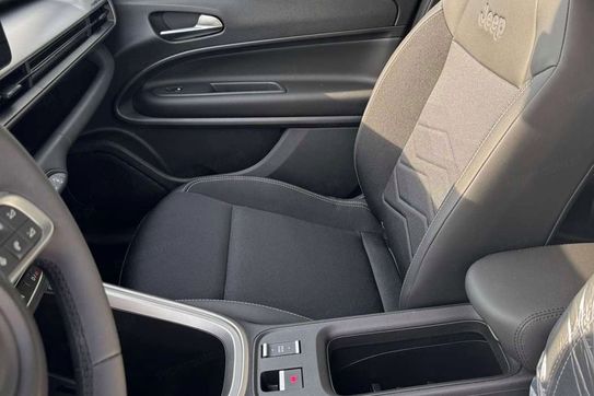 Jeep Avenger Summit 1.2 T3 mHEV FWD eDCT6