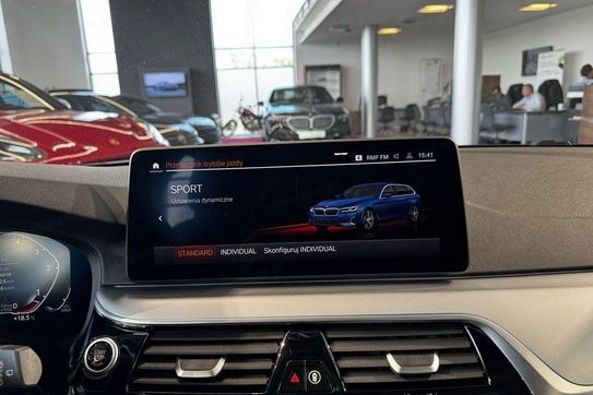 BMW Seria 5 Touring 520d