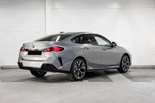 BMW Seria 2 Gran Coupe 220