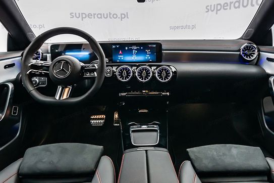 Mercedes CLA 200 AMG Line