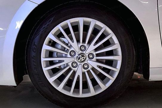 Toyota Camry Comfort 2.5 Hybrid Dynamic Force