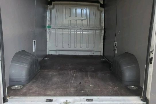 Peugeot Boxer 333 BlueHDi L2H2 Pro