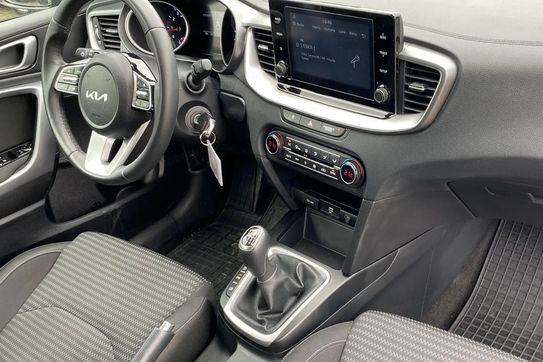 Kia Ceed 1.5 T-GDI M