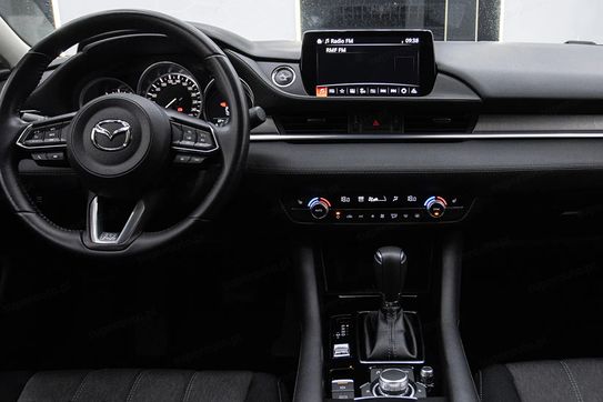 Mazda 6 2.0 Center-Line