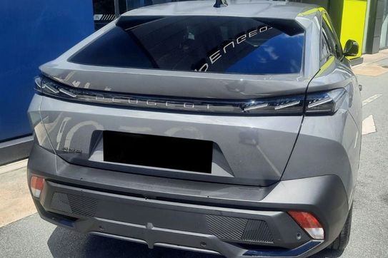 Peugeot 408 Business S&S e-DCS6 1.2 PureTech mHEV