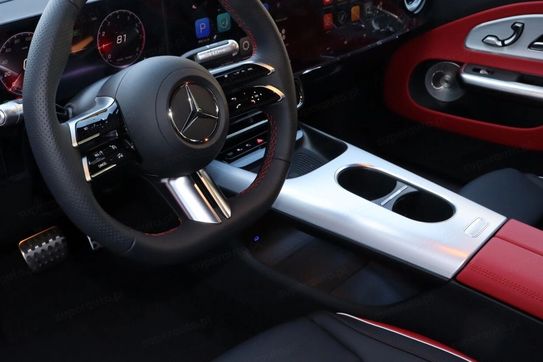 Mercedes CLA 220 4-Matic AMG Line