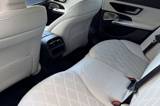 Mercedes Klasa E 220 d  4-Matic AMG