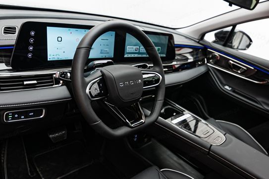 Omoda 5 1.5 T-GDI Hybrid Premium DHT