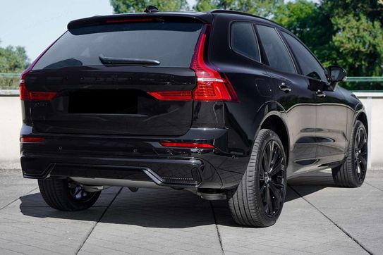 Volvo XC60 B5 AWD Ultra Black Edition