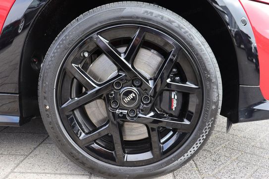 Mini Cabrio Cooper S John Cooper Works