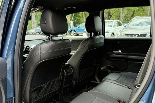 Mercedes GLB 200