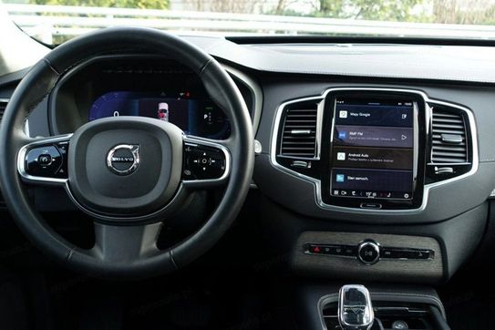 Volvo XC90 T8 AWD Plug-In Hybrid Ultimate Dark 7os aut