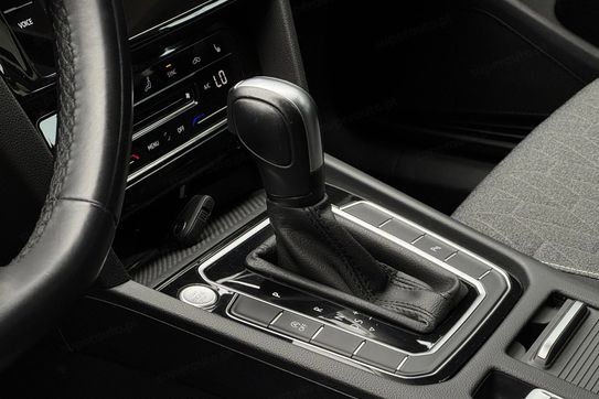 Volkswagen Passat 1.5 TSI Business DSG