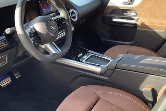 Mercedes GLA 200 AMG Line