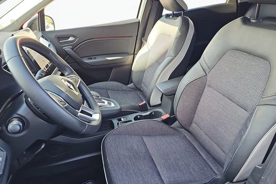 Renault Captur 1.3 TCe Techno EDC