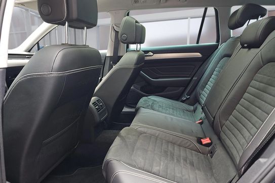 Volkswagen Passat 2.0 TDI Elegance DSG
