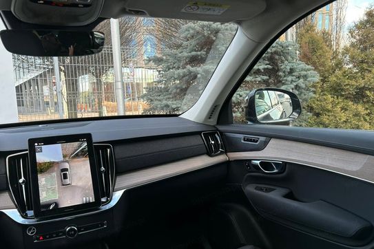 Volvo XC90 T8 AWD Plug-In Hybrid Plus Bright 7os