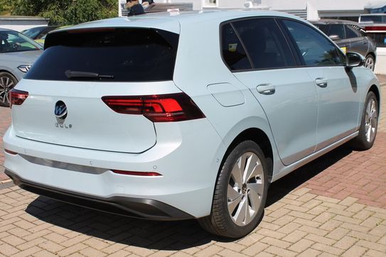 Volkswagen Golf Life Plus 1.5 eTSI mHEV DSG