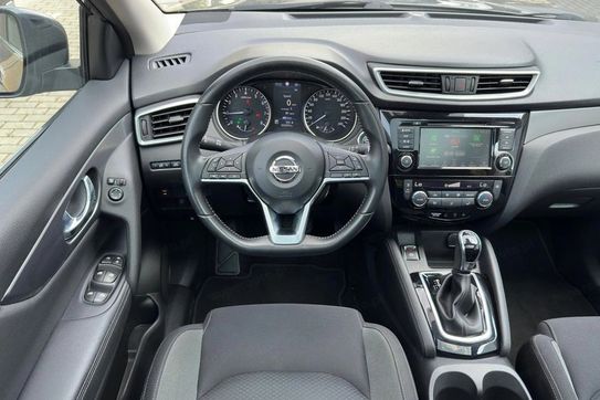 Nissan Qashqai 1.3 DIG-T N-Connecta DCT