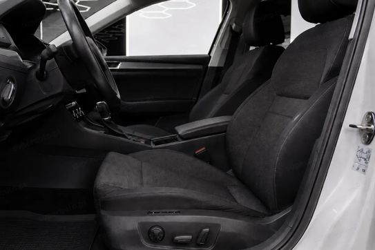 Skoda Superb TDI SCR 4x4 Style DSG