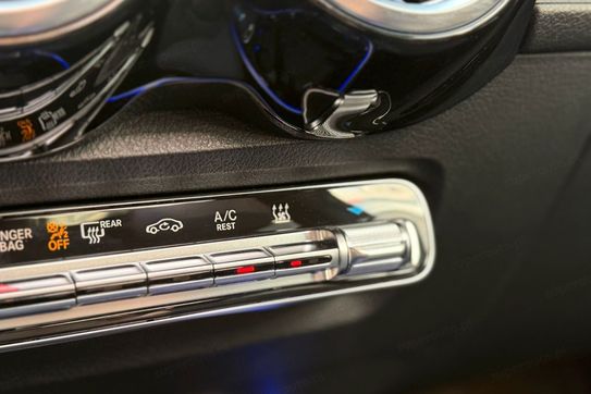 Mercedes GLB 180 AMG Line