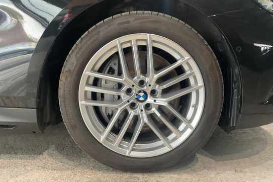 BMW Seria 5 Touring 520d xDrive