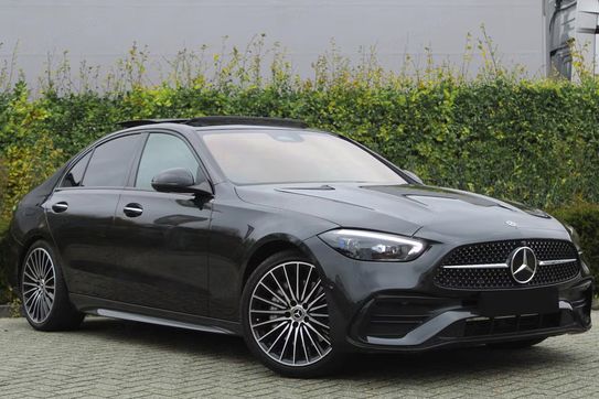 Mercedes Klasa C 220 d  4-Matic AMG